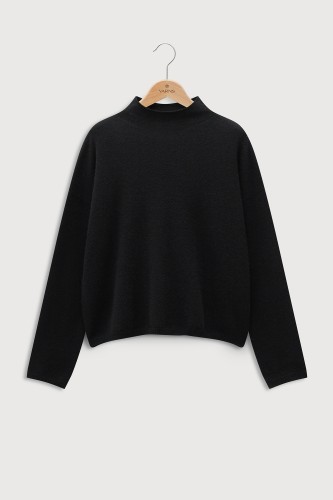 sweter_kaszmirowy_półgolf_czarny.jpg