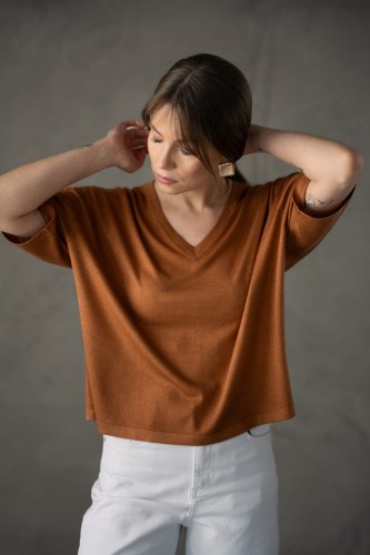 t-shirt_z_jedwabiu_i_kaszmiru_brąz.jpg