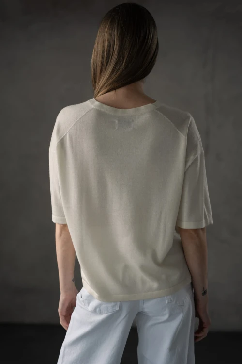 t-shirt_z_jedwabiu_i_kaszmiru_ecru.jpg